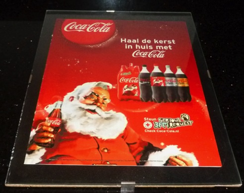 P9245-1 € 5,00 coca cola schilderij haal de kerst in huis 24 x 30 cm.jpeg